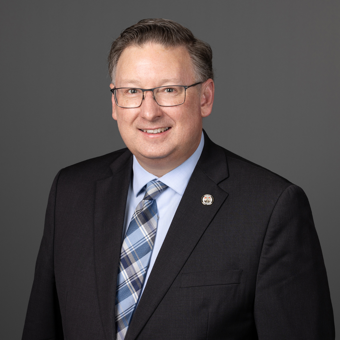 Kirk Shelton portrait photo.