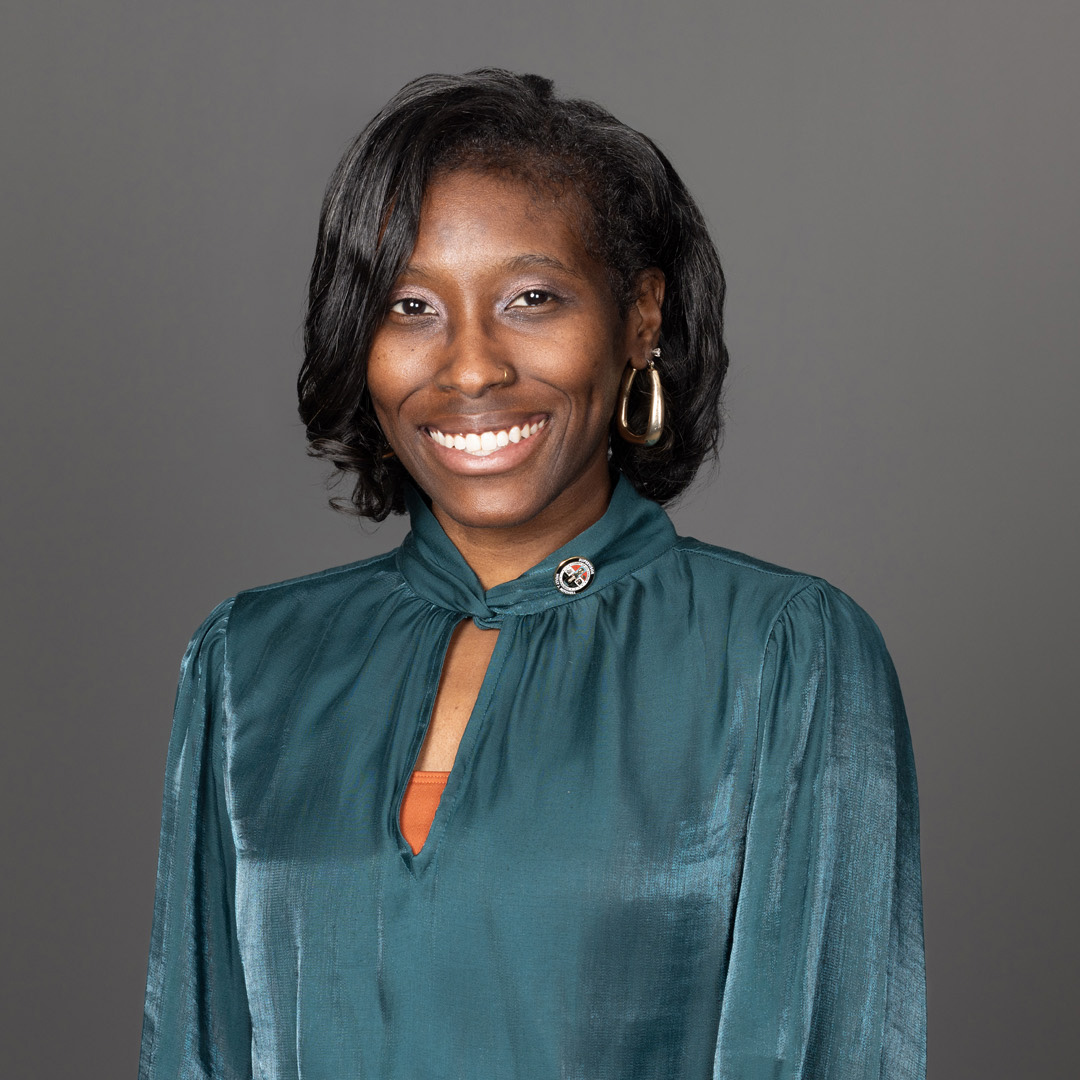 Stephanie Wright portrait photo.