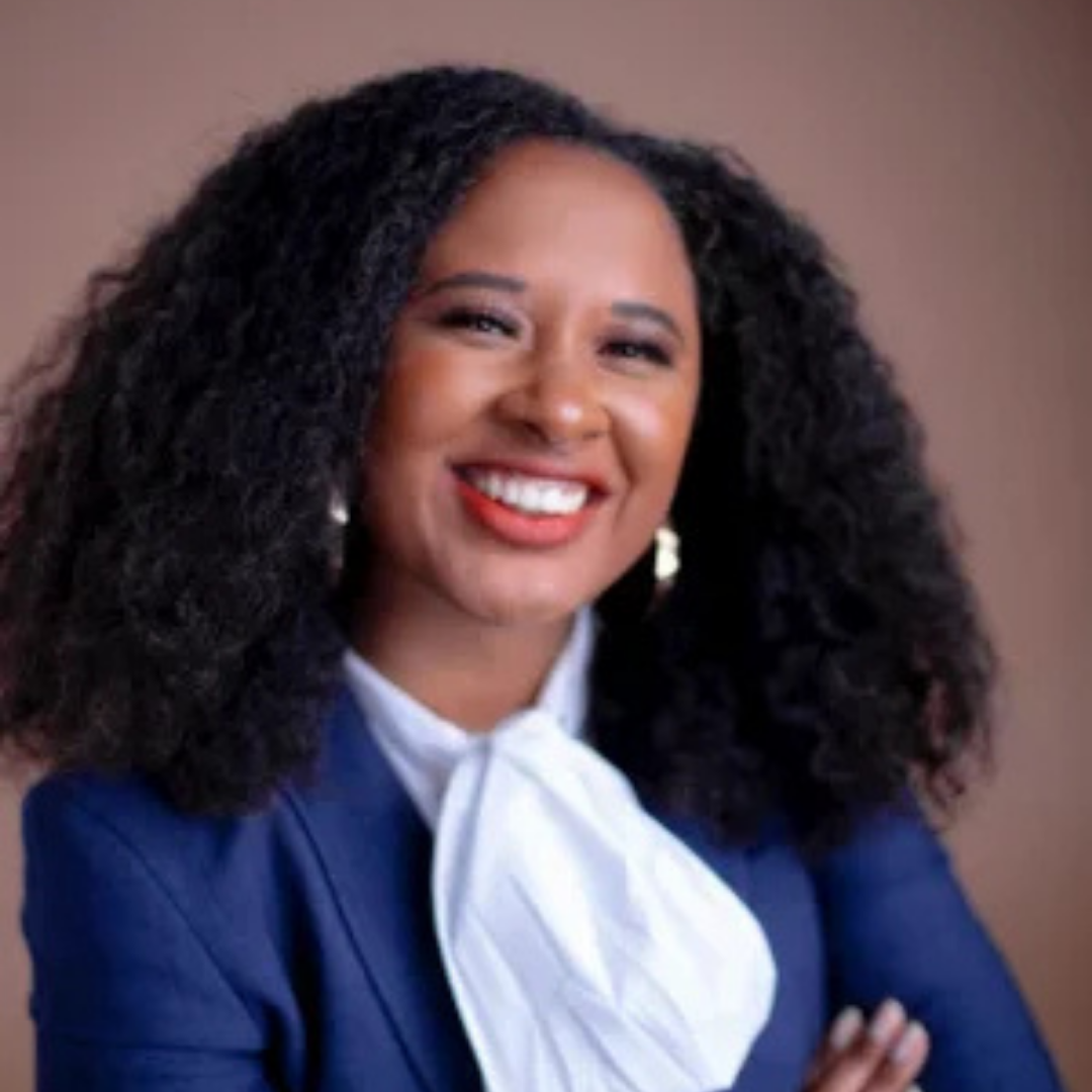 Jennifer TM Williams portrait photo.