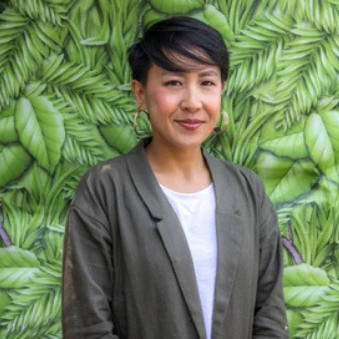 Helen Chin portrait photo.